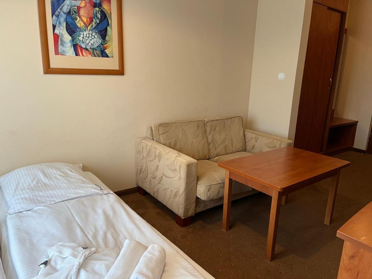 Dom Zdrojowy Diament Spa Grzybowo  Kültér fotó